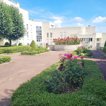 Chambre Avec Sdb Et Toilettes Privatives Rosny-sous-Bois Exterior foto